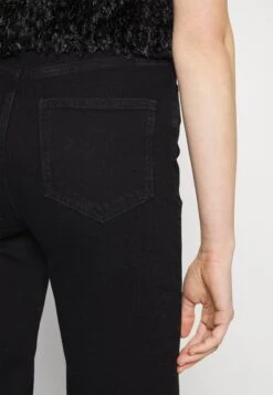 Straight Leg Jeans -Black Denim -Anna Field Winkel 07252ef8cf95467ebfa4b5e6a967e501