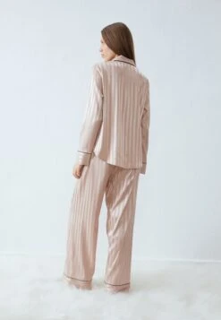 Anna Field SET - Pyjama - Beige 12 Anna Field SET - Pyjama - Beige -Anna Field Winkel 0a033c4d440d4177a6cbaf0efc9aa77d