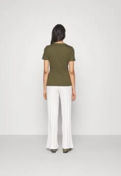Anna Field T-Shirt Basic - Khaki 9 Anna Field T-Shirt Basic - Khaki -Anna Field Winkel 1a65c5a845e7439083f404f4f977e57f
