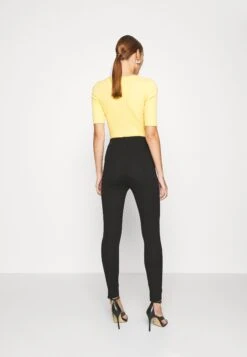 Anna Field Punto Leggings With Button Detail - Legging - Black -Anna Field Winkel 33f906a6b264471e94805b4626428f72