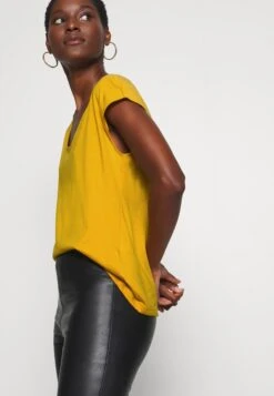 Anna Field T-Shirt Basic - Golden Yellow 10 Anna Field T-Shirt Basic - Golden Yellow -Anna Field Winkel 36233326716144f98f64f1c5b52e8f91