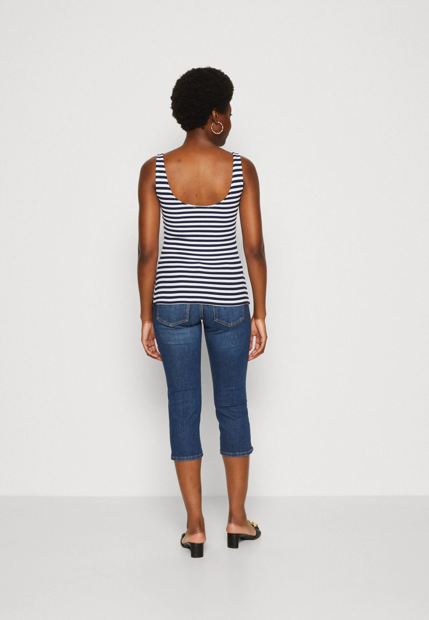 Anna Field Top - White/Blue 3 Anna Field Top - White/Blue - Afbeelding 3