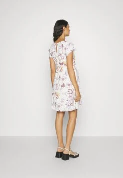 Fit And Flare Flowy Dropped Shoulder- Jerseyjurk - Beige/Lilac 8 Fit And Flare Flowy Dropped Shoulder- Jerseyjurk - Beige/Lilac -Anna Field Winkel 479ef53c391c4d9a9d93e26e616c95fa