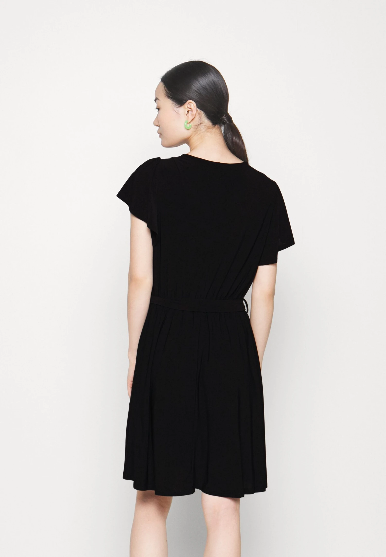 Frilled Cap Sleeves Flared Dress - Jerseyjurk - Black 3 Frilled Cap Sleeves Flared Dress - Jerseyjurk - Black - Afbeelding 3