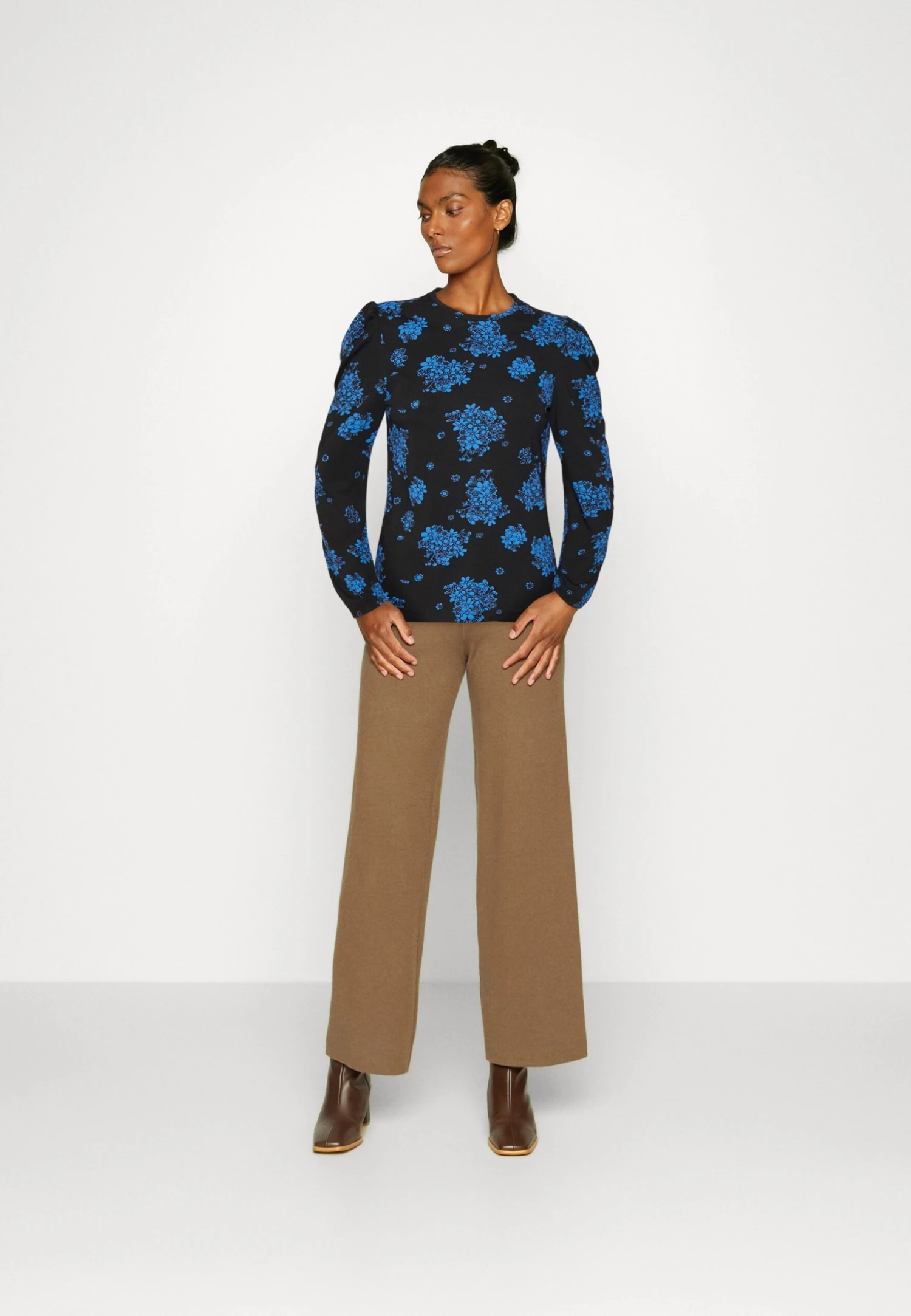 Anna Field Longsleeve - Dark Blue 2 Anna Field Longsleeve - Dark Blue - Afbeelding 2