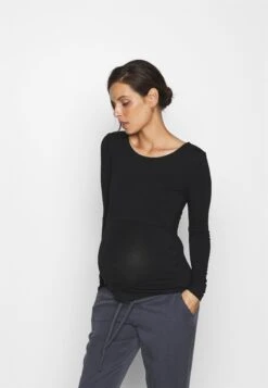 Nursing Function Longsleeve Tee - Longsleeve - Black