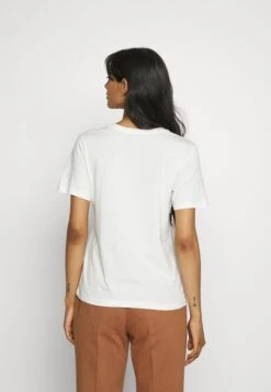 Anna Field T-Shirt Basic - Off White 7 Anna Field T-Shirt Basic - Off White -Anna Field Winkel 56054d64cd51450fad5d761e2ffcfa96