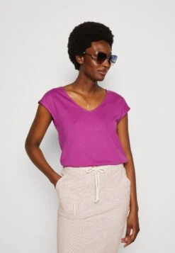 Anna Field T-Shirt Basic - Purple 9 Anna Field T-Shirt Basic - Purple -Anna Field Winkel 58d19e240ff04d08aea705d872740b11
