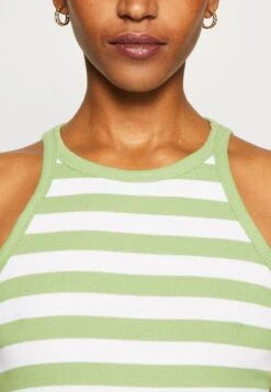 Anna Field 2 Pack - Top - Off-White/Green 13 Anna Field 2 Pack - Top - Off-White/Green -Anna Field Winkel 5aebb1ccb891430992bf56b289526ed0