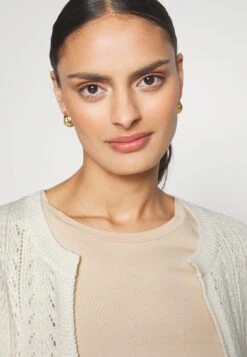 Anna Field Pointelle Bolero - Vest -Offwhite -Anna Field Winkel 679490d6e4a742c38ee57dd496b06f90