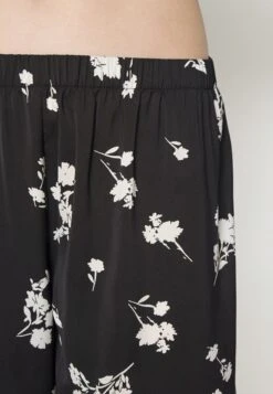 Anna Field Set - Pyjama - Black/Offwhite 11 Anna Field Set - Pyjama - Black/Offwhite -Anna Field Winkel 680d4776ce4e4f1ca7d216a1744c0b9a