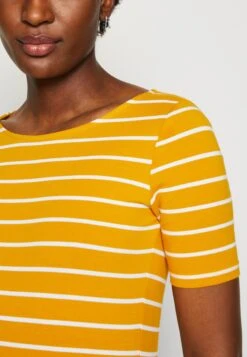 Anna Field T-Shirt Print - Dark Yellow/White 13 Anna Field T-Shirt Print - Dark Yellow/White -Anna Field Winkel 6858eb2c24704c2091450f94a80f4c37
