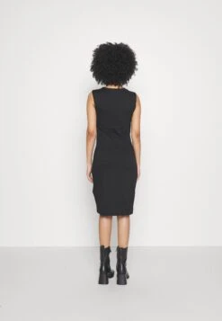 Drapped Neckline Smart Bodycon Sleeveless Mini Dress - Jerseyjurk - Black 8 Drapped Neckline Smart Bodycon Sleeveless Mini Dress - Jerseyjurk - Black -Anna Field Winkel 6ebfdfc2f07f4b1bb26fb81cf07b7430