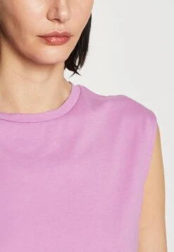 Anna Field T-Shirt Basic - Lilac 11 Anna Field T-Shirt Basic - Lilac -Anna Field Winkel 791bb1ba4abd45c2b1e3e9796159a201