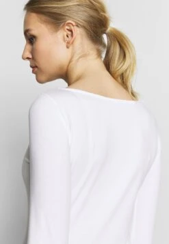 Anna Field 2 Pack - Longsleeve - Maritime Blue/White 11 Anna Field 2 Pack - Longsleeve - Maritime Blue/White -Anna Field Winkel 8a545ecd383b4c67b94730b0fd0e3c9b