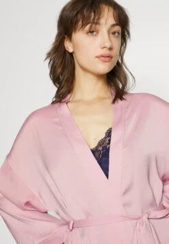 Anna Field Bridal Dressing Gown - Badjas - Pink 9 Anna Field Bridal Dressing Gown - Badjas - Pink -Anna Field Winkel 8f3138e1a3b94f6a8696aec296993ee6