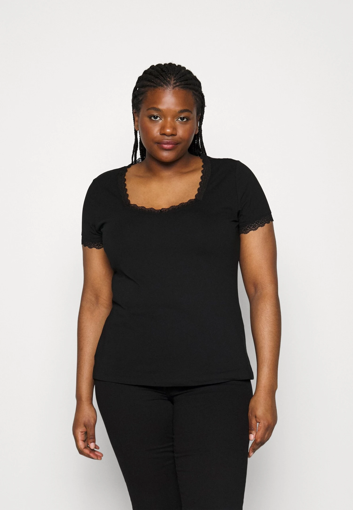 Plus Size - T-Shirt Print - Black 1 Plus Size - T-Shirt Print - Black