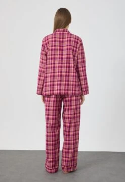 Anna Field FLANNEL SET - Pyjama - Red Based 10 Anna Field FLANNEL SET - Pyjama - Red Based -Anna Field Winkel a19e6670d9834f2bbb6c12029131eb12