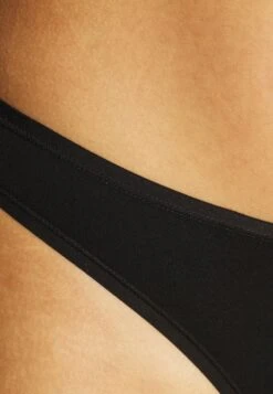 Anna Field 10 Pack - String - Black 9 Anna Field 10 Pack - String - Black -Anna Field Winkel a29dca26880f44319503a6b5d2bc0e18