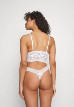 Anna Field 2 Pack Stella / 001 - White_402 - Pink - Bustier - 001 - White_402 - Pink -Anna Field Winkel a6a3b721c23043dfb85d4d4a19f6182e