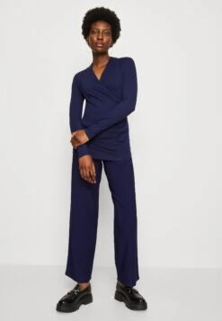 Anna Field Longsleeve - Dark Blue 9 Anna Field Longsleeve - Dark Blue -Anna Field Winkel a88556ec8cf440309f8cb6909dfd7c85