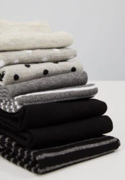 Anna Field 8Pp Spot Stripe- Sokken - Grey 7 Anna Field 8Pp Spot Stripe- Sokken - Grey -Anna Field Winkel c4f9f9de7c754216a2ed0c3f542fba9e