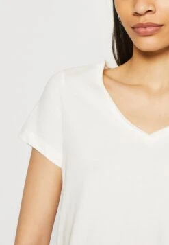 Anna Field 3 Pack- T-Shirt Basic - Dark Yellow/Purple/White 15 Anna Field 3 Pack- T-Shirt Basic - Dark Yellow/Purple/White -Anna Field Winkel c7e0e77e83724c278f113ce4ade87bf2