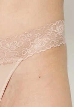 Anna Field 5 Pack - String - White/Nude 13 Anna Field 5 Pack - String - White/Nude -Anna Field Winkel d01a02b84a0b499c8bd8a774b42a2083