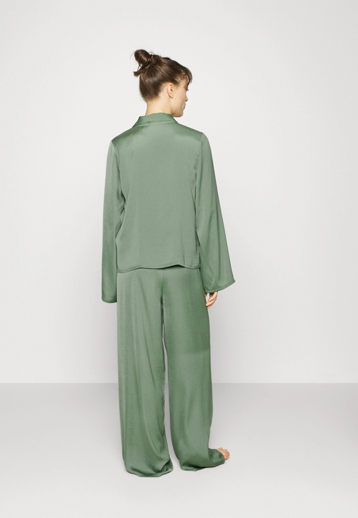 Anna Field Pyjama - Khaki 3 Anna Field Pyjama - Khaki - Afbeelding 3