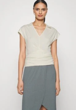 Anna Field Wrap Blouse- Blouse - Offwhite 13 Anna Field Wrap Blouse- Blouse - Offwhite -Anna Field Winkel e32e10cda0cc4b0aac7db79e529dcd11