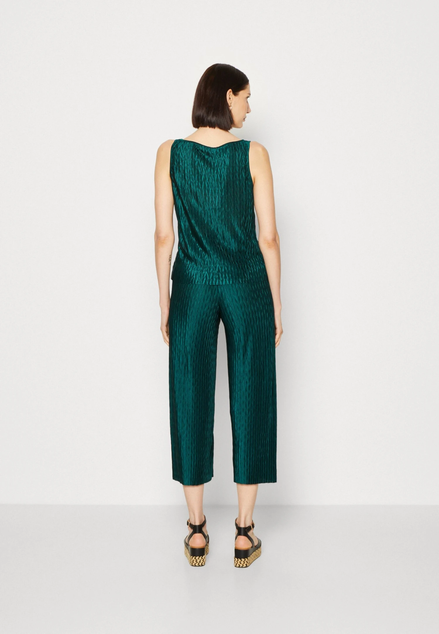 Anna Field Top - Dark Green 3 Anna Field Top - Dark Green - Afbeelding 3