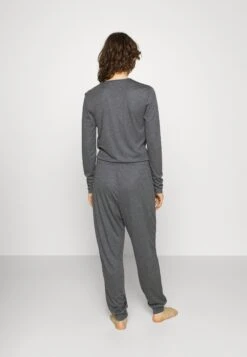 Anna Field Pyjama - Dark Grey 9 Anna Field Pyjama - Dark Grey -Anna Field Winkel eb77a6cef5b3432e94c83fa7369ae9a9