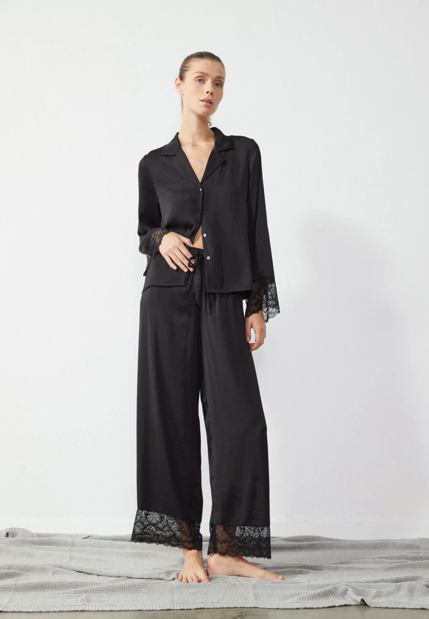 Anna Field SET - Pyjama - Black 2 Anna Field SET - Pyjama - Black - Afbeelding 2