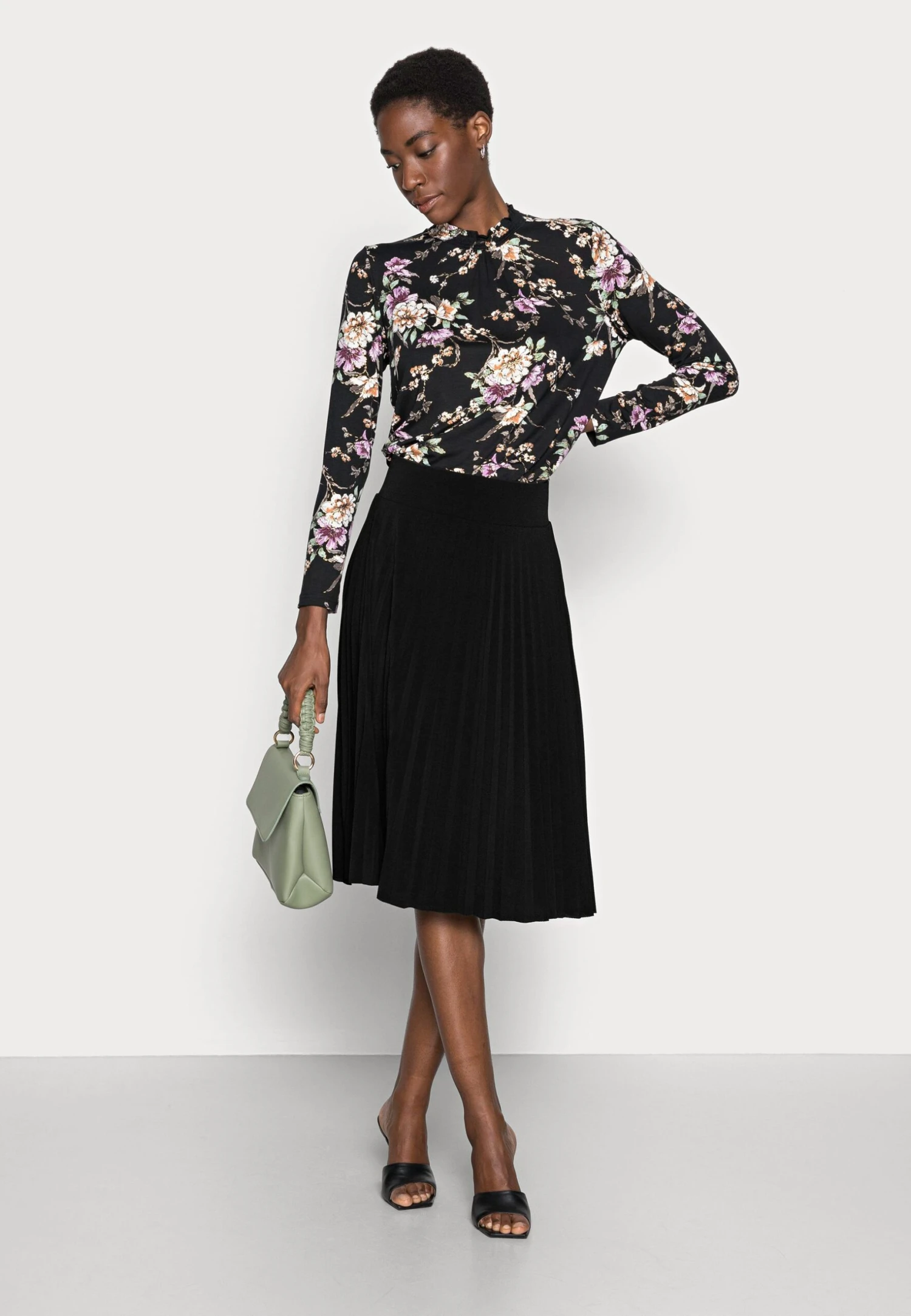 Anna Field Plisse A-Line Mini Skirt - A-Lijn Rok - Black 2 Anna Field Plisse A-Line Mini Skirt - A-Lijn Rok - Black - Afbeelding 2