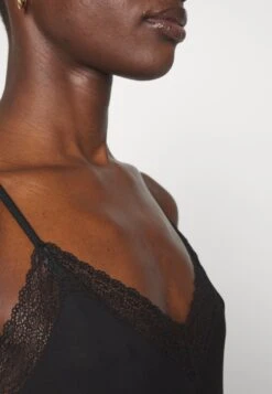 Anna Field 2 Pack - Top - Black/Beige -Anna Field Winkel f1436da5a4f2434e85075dce6da3e0d3