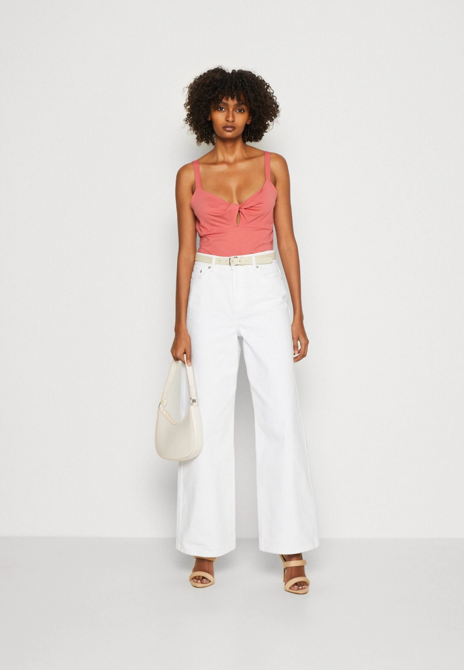 Anna Field Top - Light Red 2 Anna Field Top - Light Red - Afbeelding 2