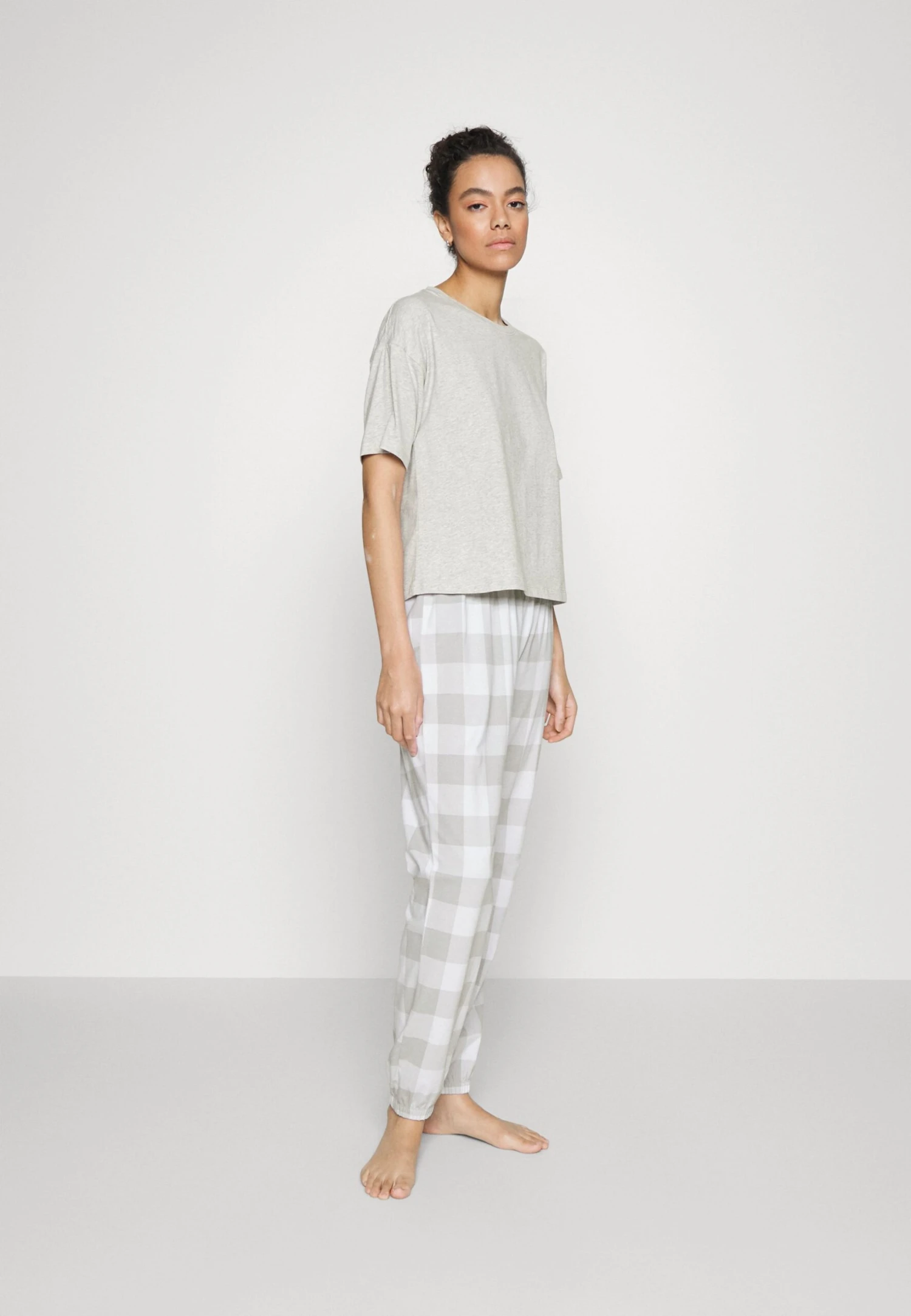 Anna Field Pyjama - Grey 1 Anna Field Pyjama - Grey