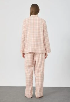 Anna Field FLANNEL SET - Pyjama - Beige Based 10 Anna Field FLANNEL SET - Pyjama - Beige Based -Anna Field Winkel f4bebe326a444b5dbd79650f7101d69e