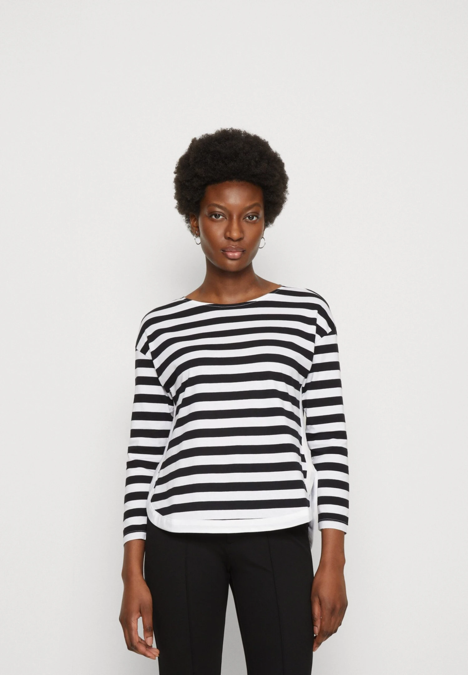 Anna Field Longsleeve - White/Black 1 Anna Field Longsleeve - White/Black